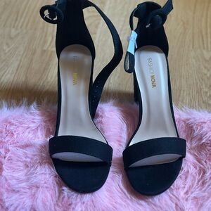 Black suede Fashion Nova heels.Brand New still in box.